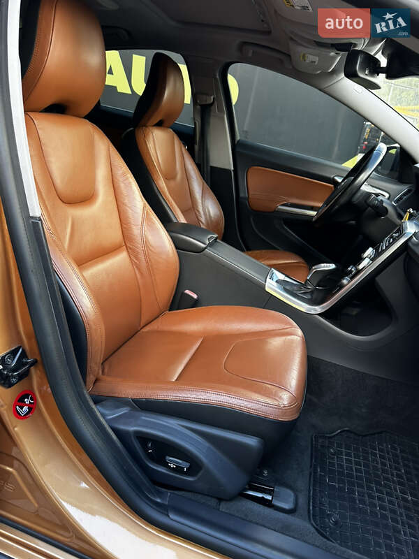 Седан Volvo S60 2013 в Львові фото 17 Седан Volvo S60 2013 в Львові