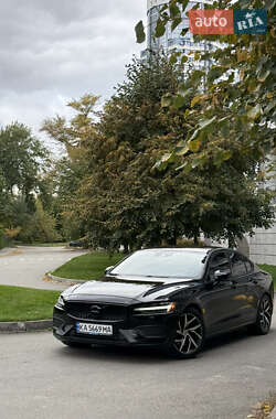 Седан Volvo S60 2020 в 