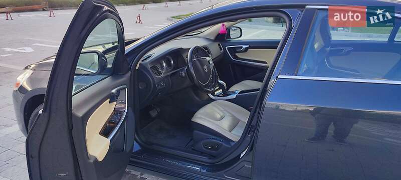 Седан Volvo S60 2012 в Львове фото 9 Седан Volvo S60 2012 в Львове