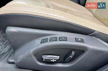 Седан Volvo S60 2012 в 