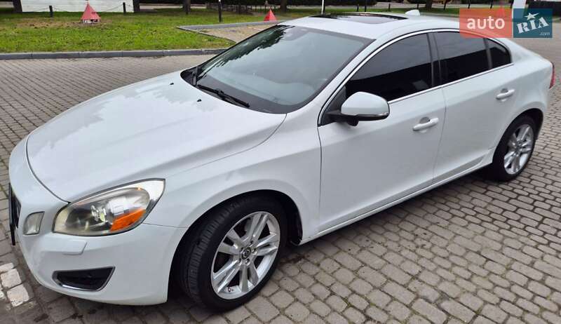 Седан Volvo S60 2012 в Івано-Франківську