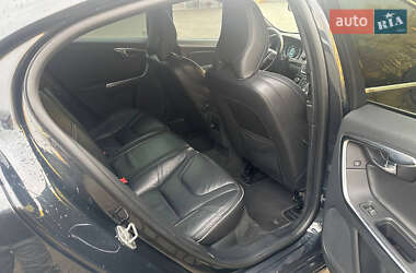Седан Volvo S60 2014 в 