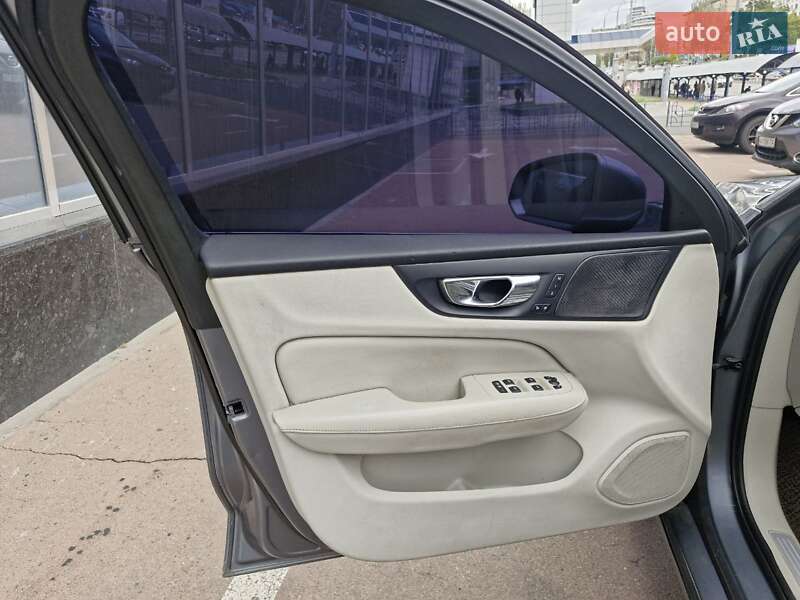 Седан Volvo S60 2018 в Києві фото 15 Седан Volvo S60 2018 в Києві