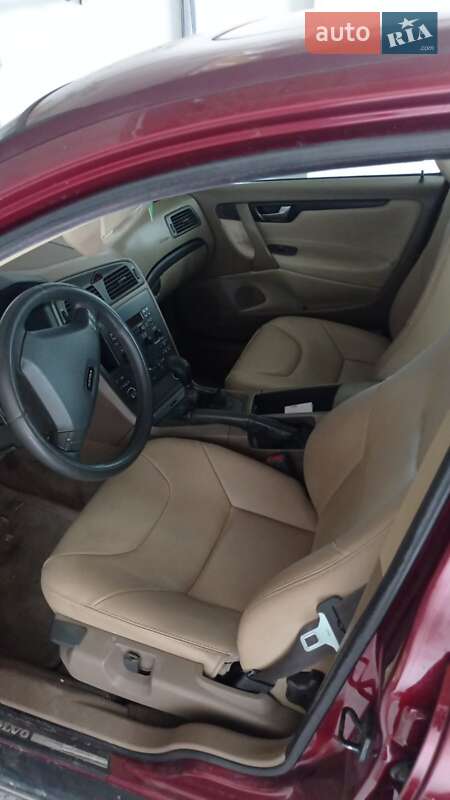 Седан Volvo S60 2001 в Гайсине