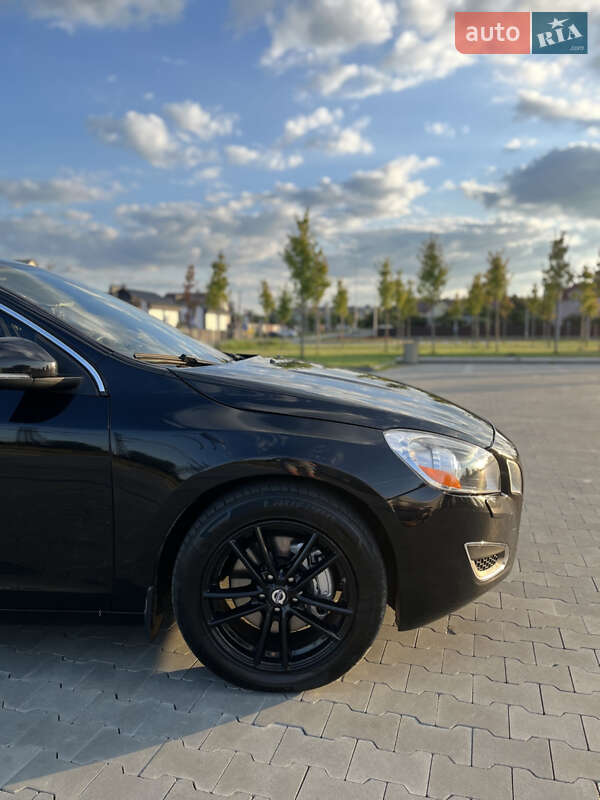 Седан Volvo S60 2012 в Киеве фото 4 Седан Volvo S60 2012 в Киеве