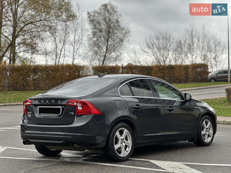 Седан Volvo S60 2012 в Киеве фото 18 Седан Volvo S60 2012 в Киеве