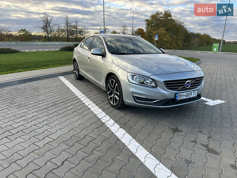 Седан Volvo S60 2017 в Одессе