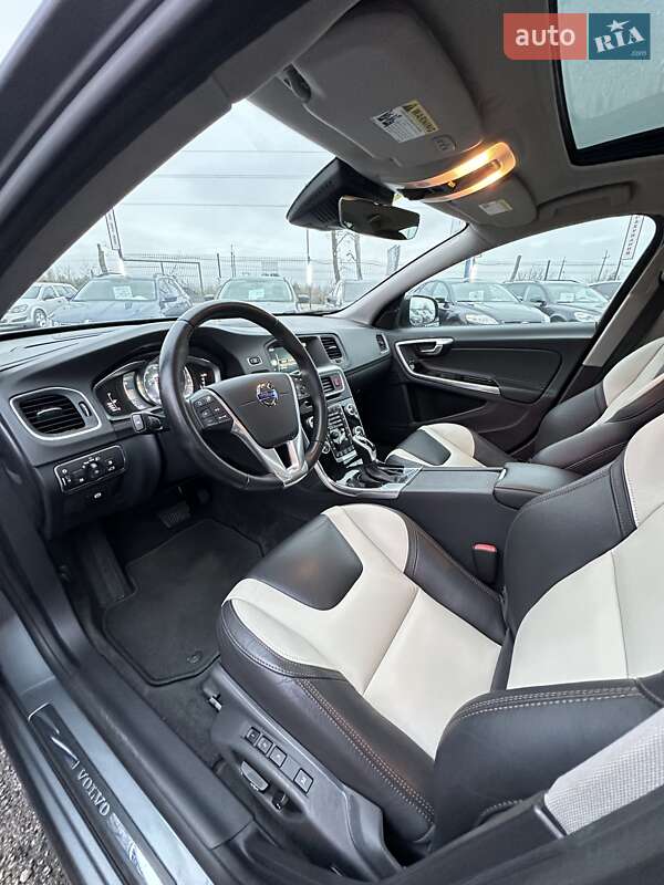 Седан Volvo S60 2015 в Белогородке фото 18 Седан Volvo S60 2015 в Белогородке
