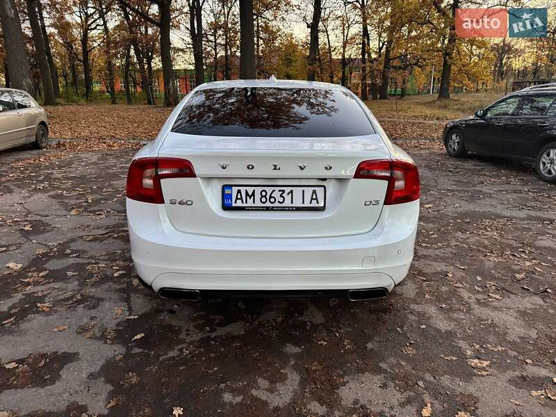 Седан Volvo S60 2017 в Житомирі