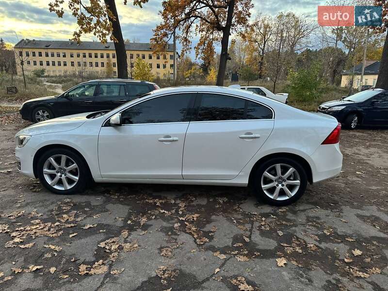Седан Volvo S60 2017 в Житомирі