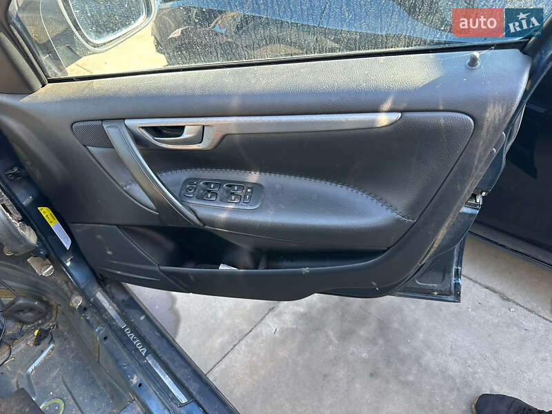 Седан Volvo S60 2002 в Черновцах фото 12 Седан Volvo S60 2002 в Черновцах