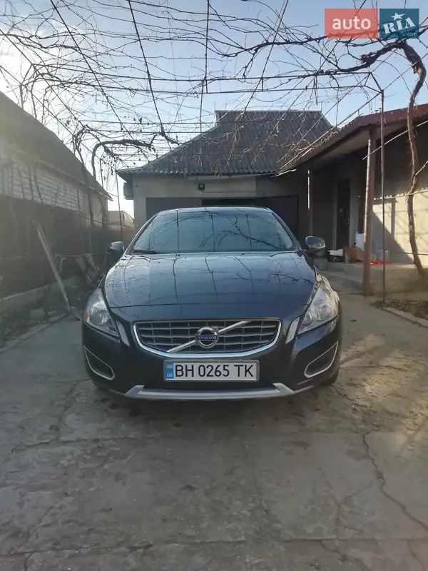 Volvo S60