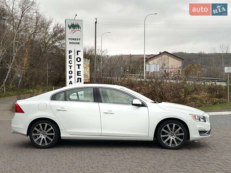 Седан Volvo S60 2016 в Києві