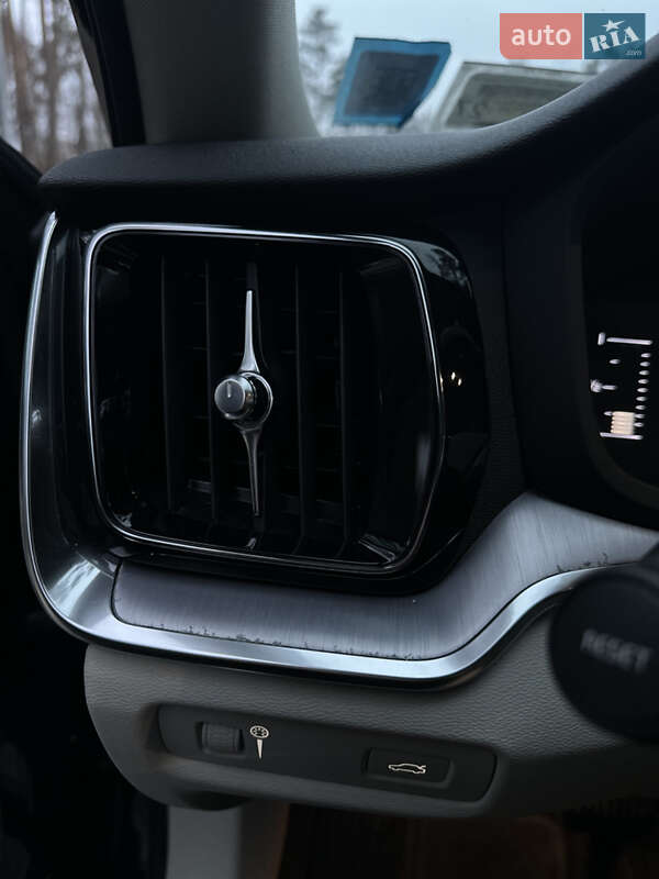 Седан Volvo S60 2019 в Житомире фото 24 Седан Volvo S60 2019 в Житомире