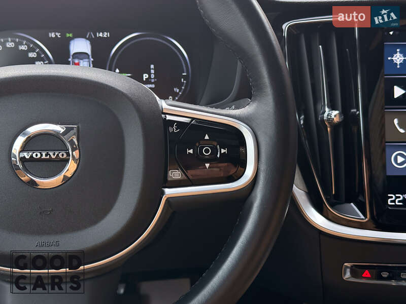 Седан Volvo S60 2020 в Одессе