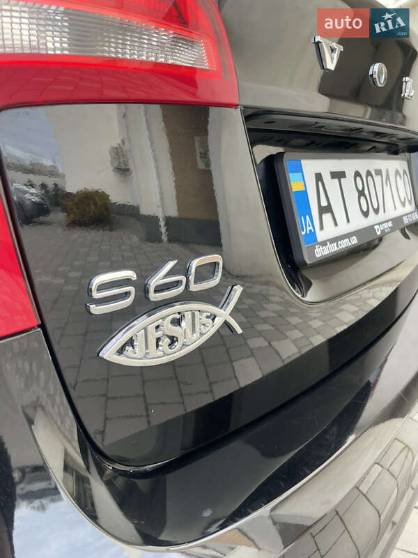 Седан Volvo S60 2012 в Івано-Франківську