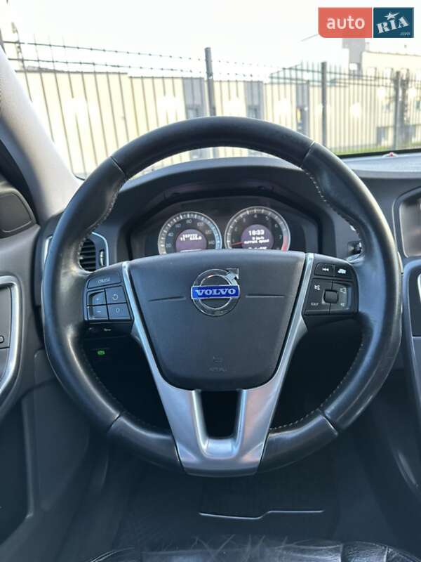 Седан Volvo S60 2011 в Киеве
