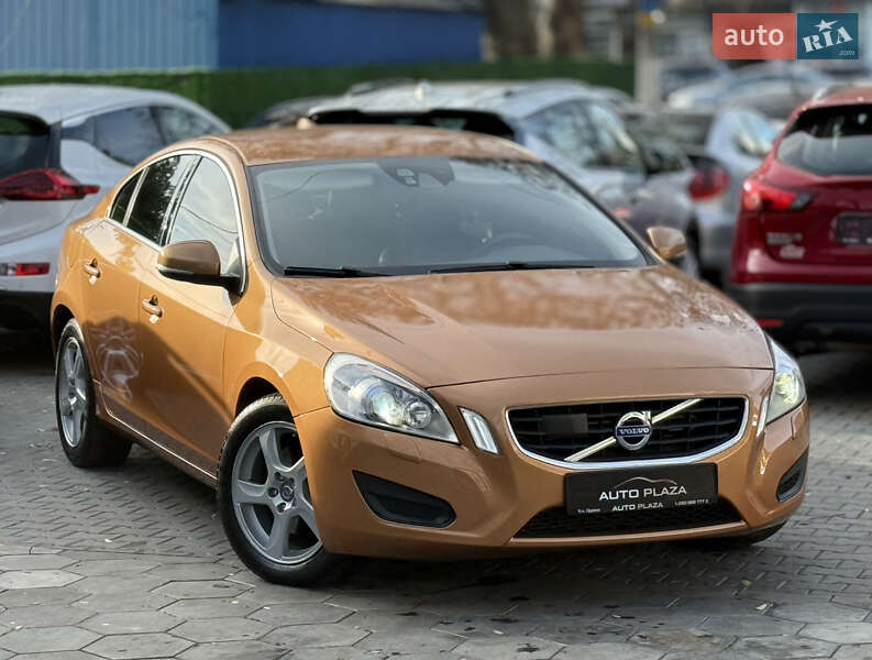 Седан Volvo S60 2010 в Одессе