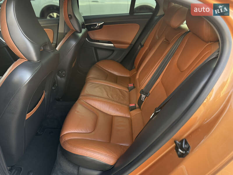 Седан Volvo S60 2010 в Одессе