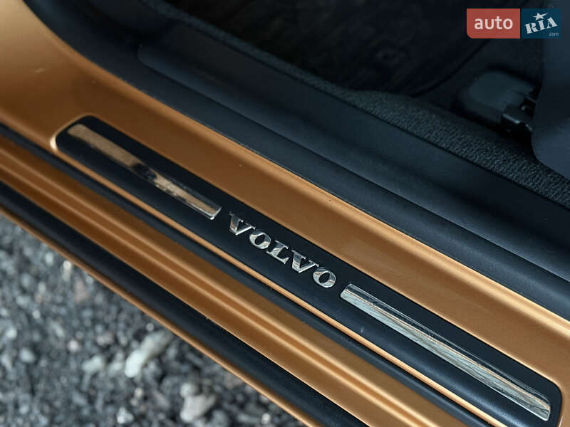 Седан Volvo S60 2011 в Киеве