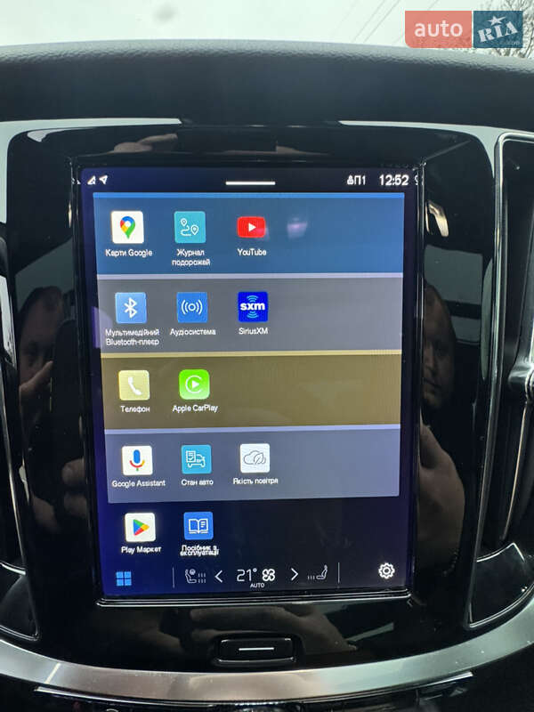 Седан Volvo S60 2023 в Киеве