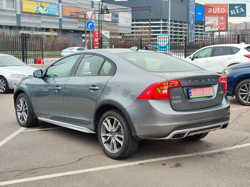 Седан Volvo S60 2017 в Києві