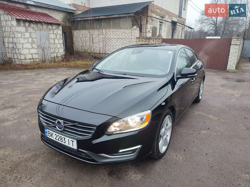 Седан Volvo S60 2013 в Костополе