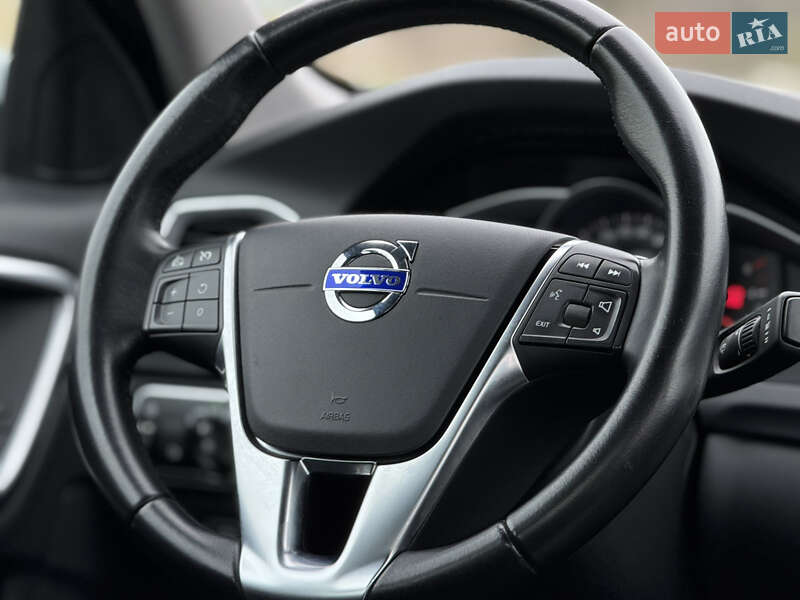 Седан Volvo S60 2016 в Радивилове фото 27 Седан Volvo S60 2016 в Радивилове