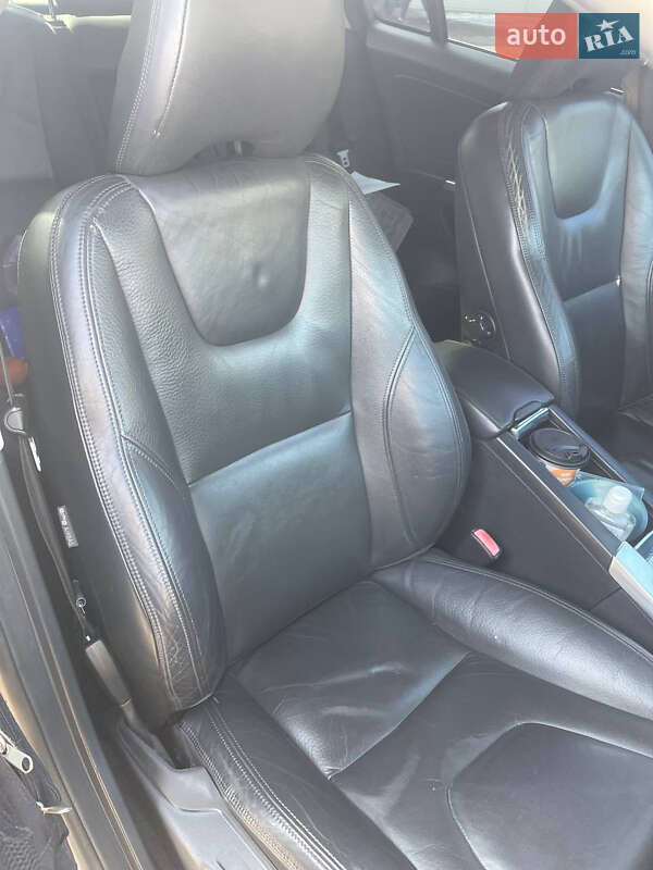 Седан Volvo S60 2011 в Запорожье