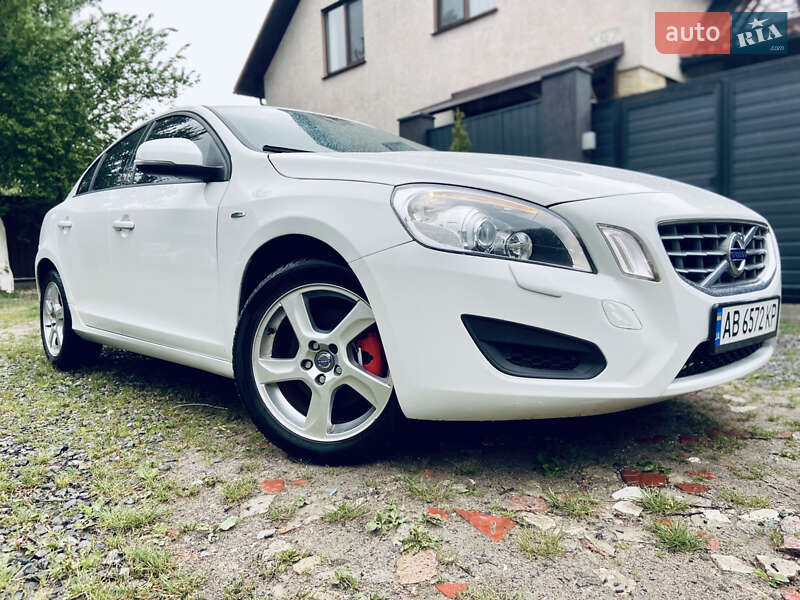 Седан Volvo S60 2011 в Вінниці