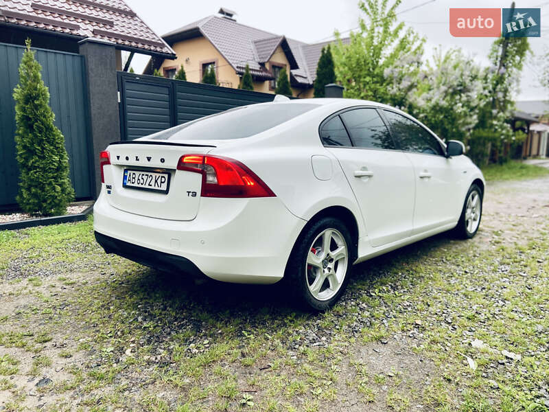 Седан Volvo S60 2011 в Вінниці