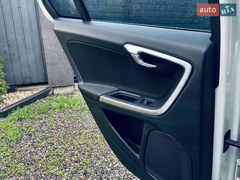 Седан Volvo S60 2011 в Вінниці