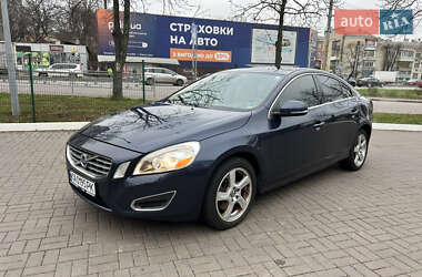 Седан Volvo S60 2012 в Києві