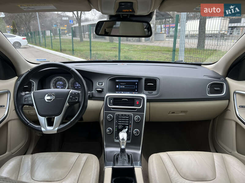 Седан Volvo S60 2012 в Києві фото 20 Седан Volvo S60 2012 в Києві