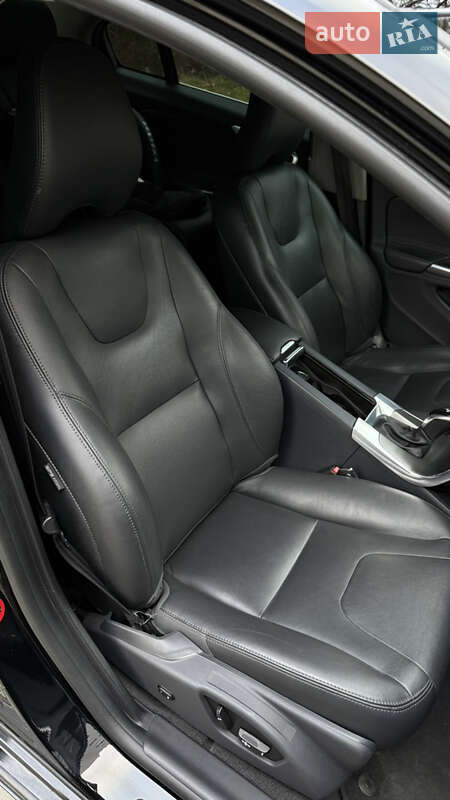 Седан Volvo S60 2015 в Новояворівську фото 16 Седан Volvo S60 2015 в Новояворівську