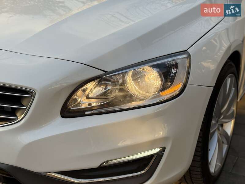 Седан Volvo S60 2016 в Киеве фото 5 Седан Volvo S60 2016 в Киеве