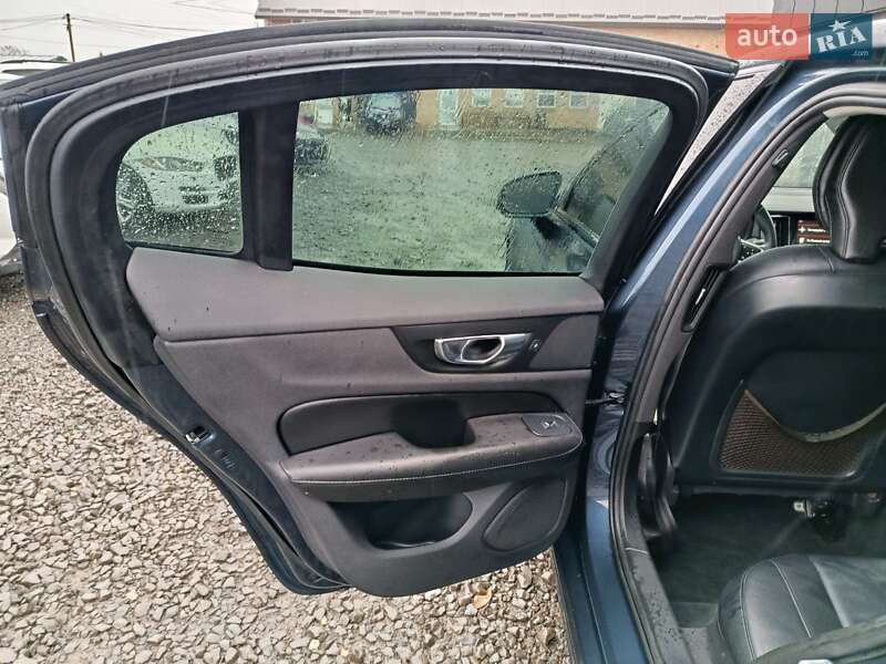 Седан Volvo S60 2020 в Луцке фото 18 Седан Volvo S60 2020 в Луцке