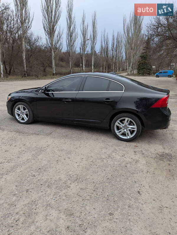 Седан Volvo S60 2013 в Запорожье