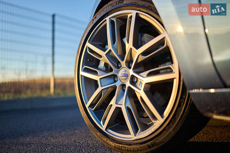 Седан Volvo S60 2017 в Ровно