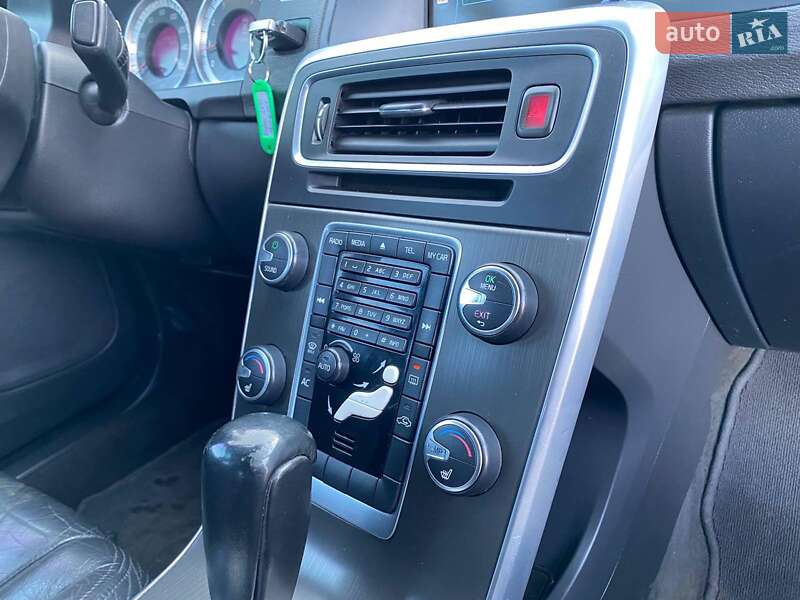 Седан Volvo S60 2011 в Львове фото 23 Седан Volvo S60 2011 в Львове