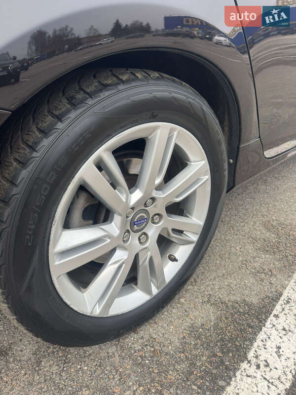 Седан Volvo S60 2011 в Житомире