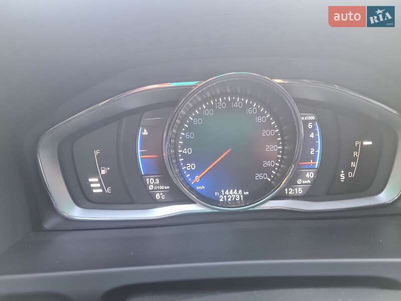 Седан Volvo S60 2015 в Ивано-Франковске