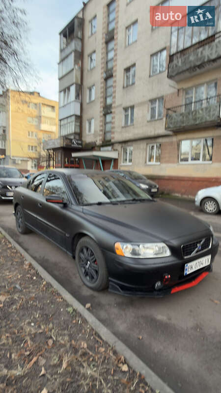 Седан Volvo S60 2004 в Ровно фото 3 Седан Volvo S60 2004 в Ровно