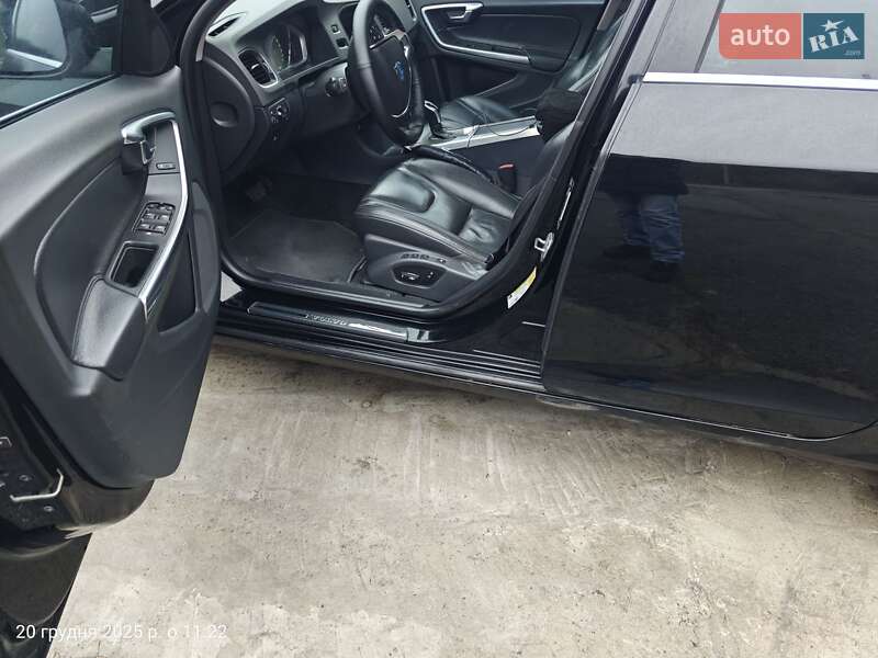 Седан Volvo S60 2013 в Полтаве