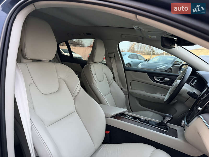 Седан Volvo S60 2021 в Луцьку