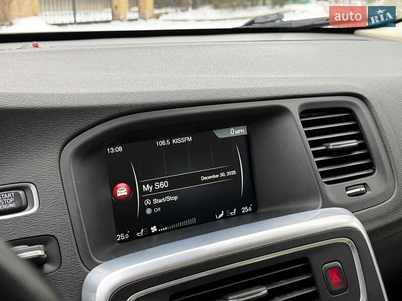 Седан Volvo S60 2016 в Києві