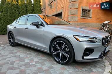 Седан Volvo S60 2024 в Києві