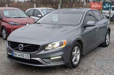 Седан Volvo S60 2017 в Рівному