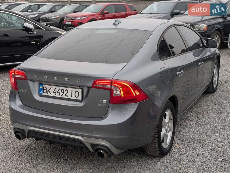 Седан Volvo S60 2017 в Рівному фото 15 Седан Volvo S60 2017 в Рівному