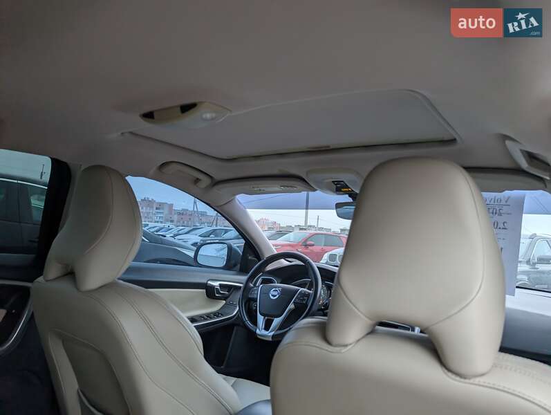 Седан Volvo S60 2017 в Рівному фото 41 Седан Volvo S60 2017 в Рівному